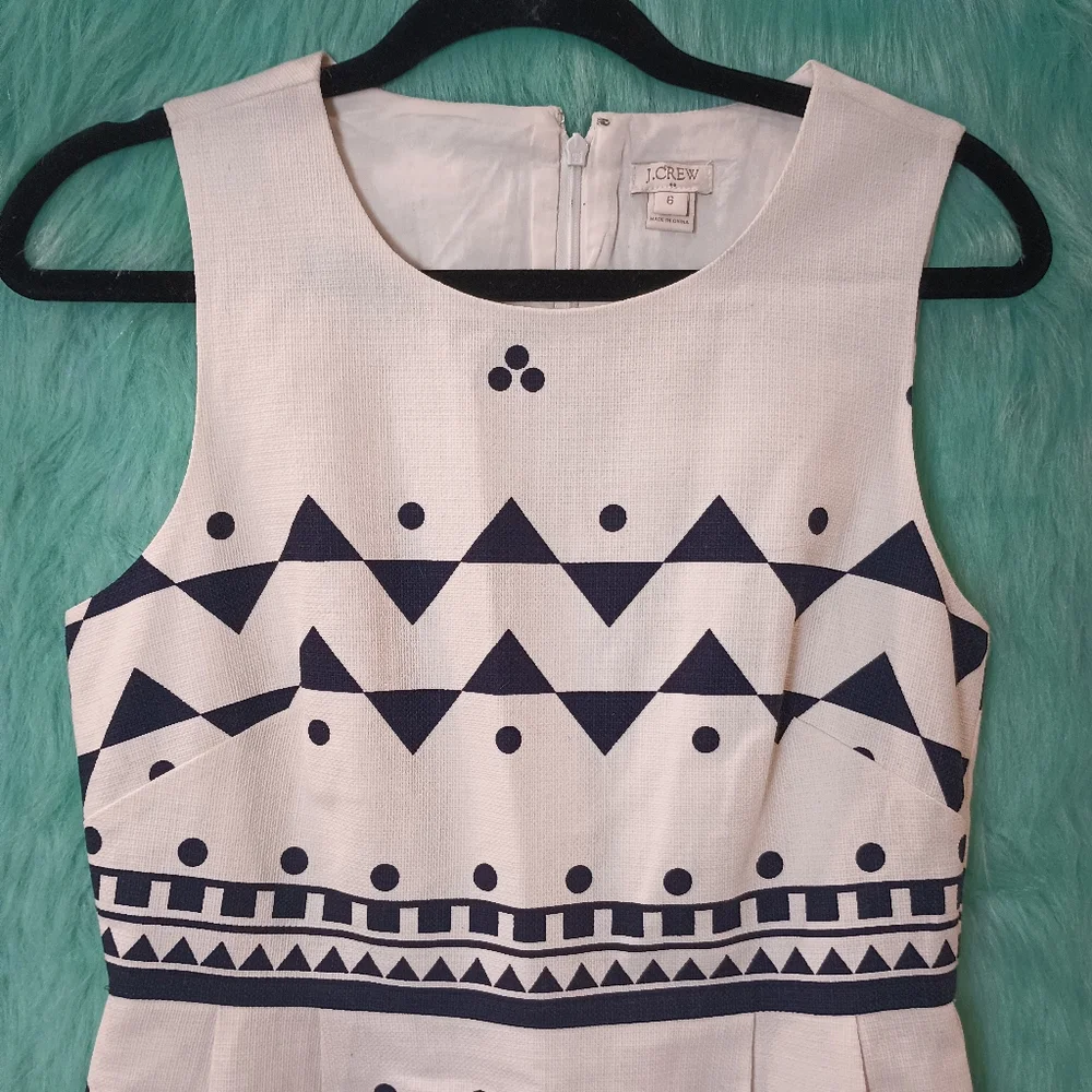 J Crew White and Navy Blue Pattern Sleeveless Back Zip Dress Size 6 - Picture 3 of 9